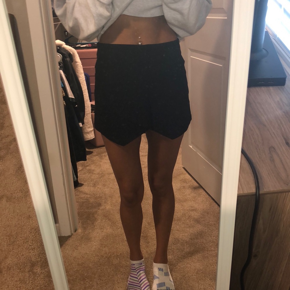 Black cross front skort